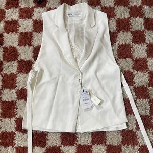 Zara blazer with open slits on side - NWT